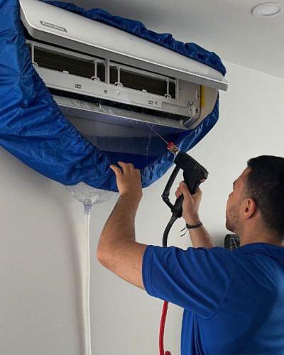 Carre-700x700-A-propos